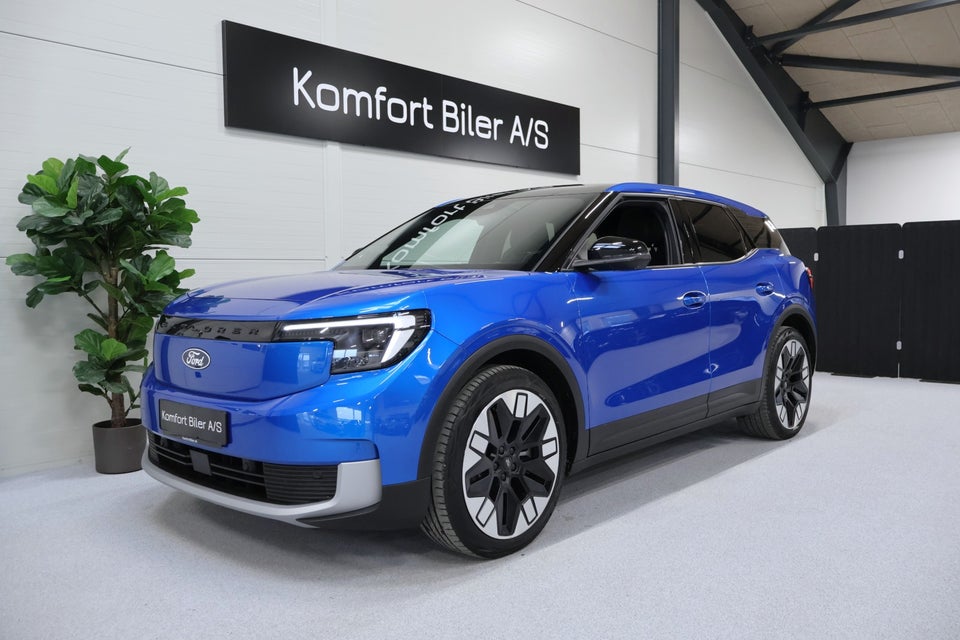 Ford Explorer 77 Premium Extended Range 5d