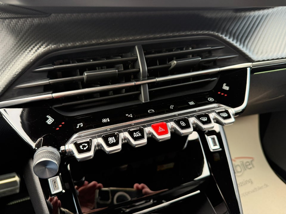 Peugeot e-208 50 GT 5d