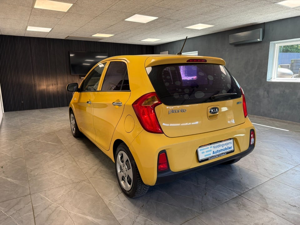 Kia Picanto 1,0 Active 5d