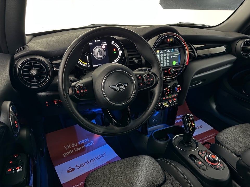 MINI Cooper SE Experience 3d