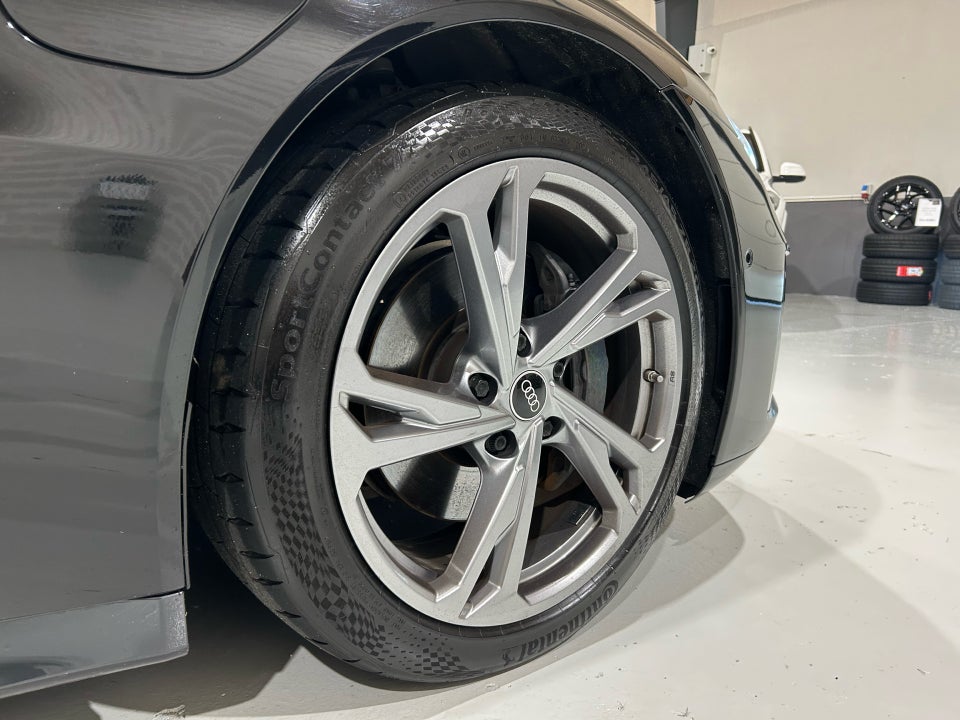 Audi e-tron GT quattro 4d