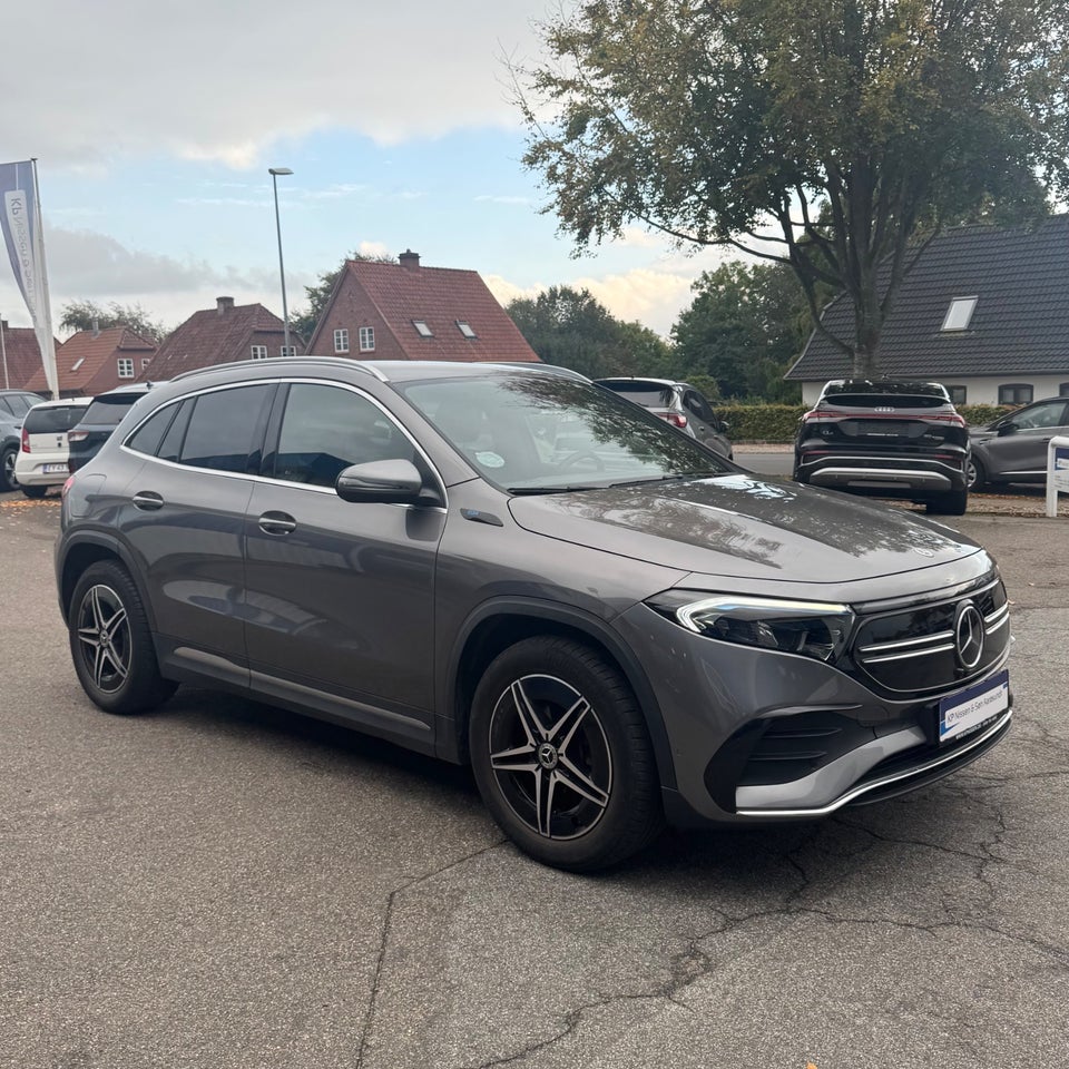 Mercedes EQA350 AMG Line 4Matic 5d