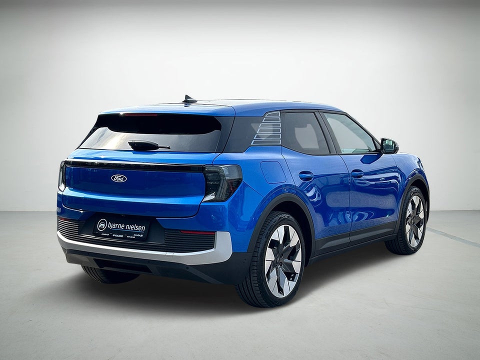 Ford Explorer 82 Premium Extended Range 5d