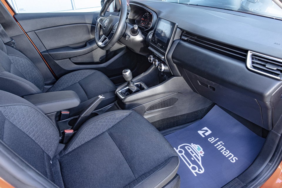 Renault Clio V 1,0 TCe 100 Intens 5d