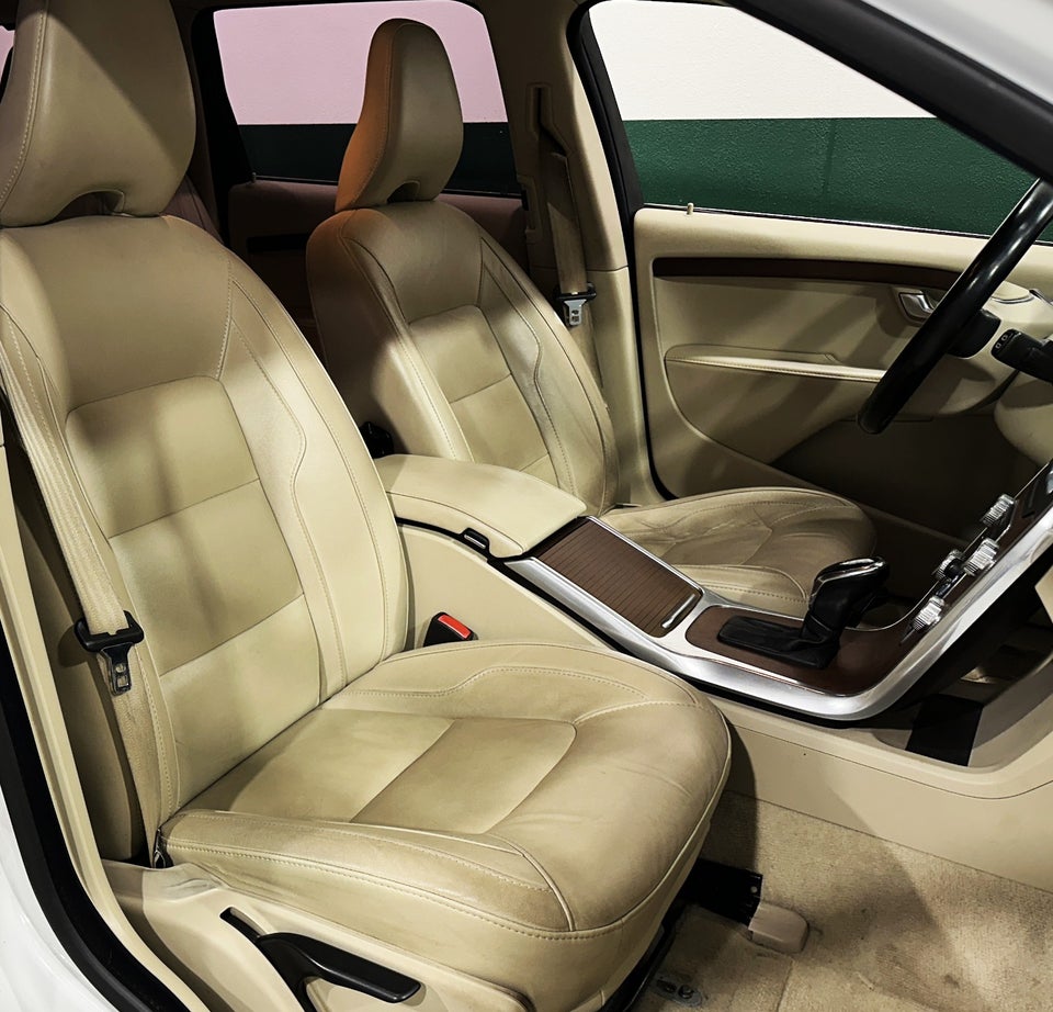 Volvo V70 2,0 D4 181 Momentum aut. 5d