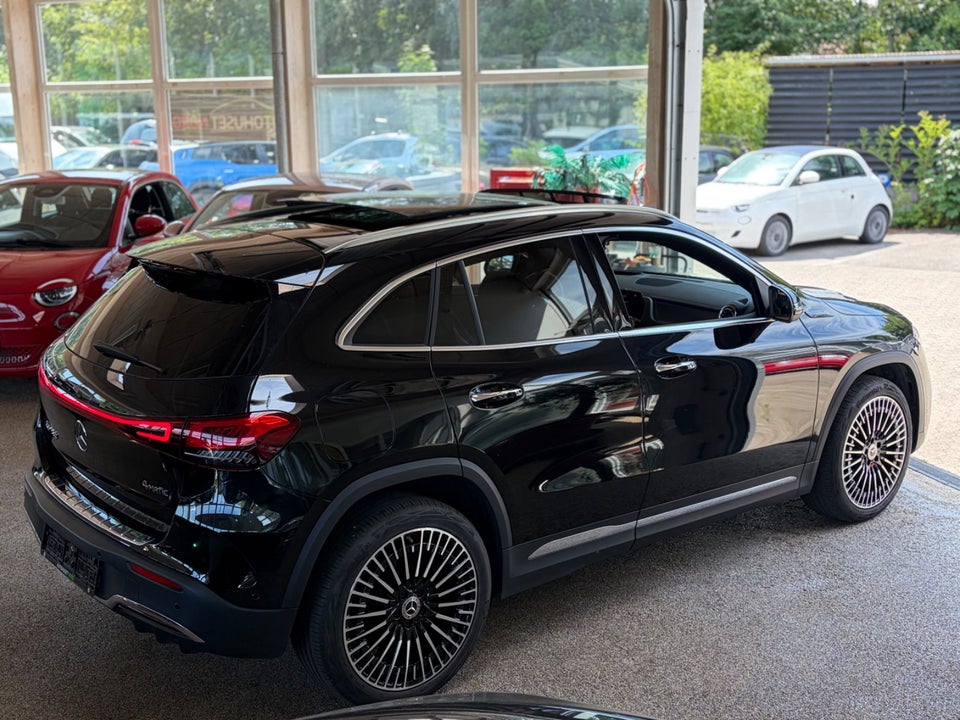 Mercedes EQA350 AMG Line 4Matic 5d