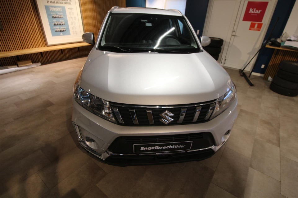 Suzuki Vitara 1,0 Boosterjet Adventure Hit 5d