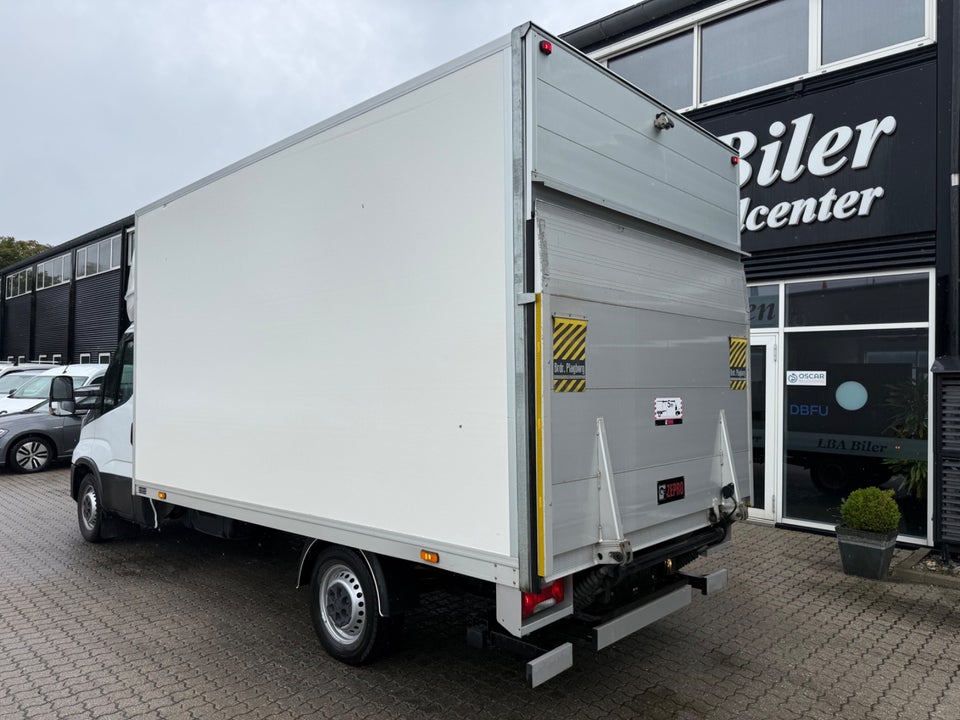 Iveco Daily 2,3 35S16 Alukasse m/lift AG8 2d