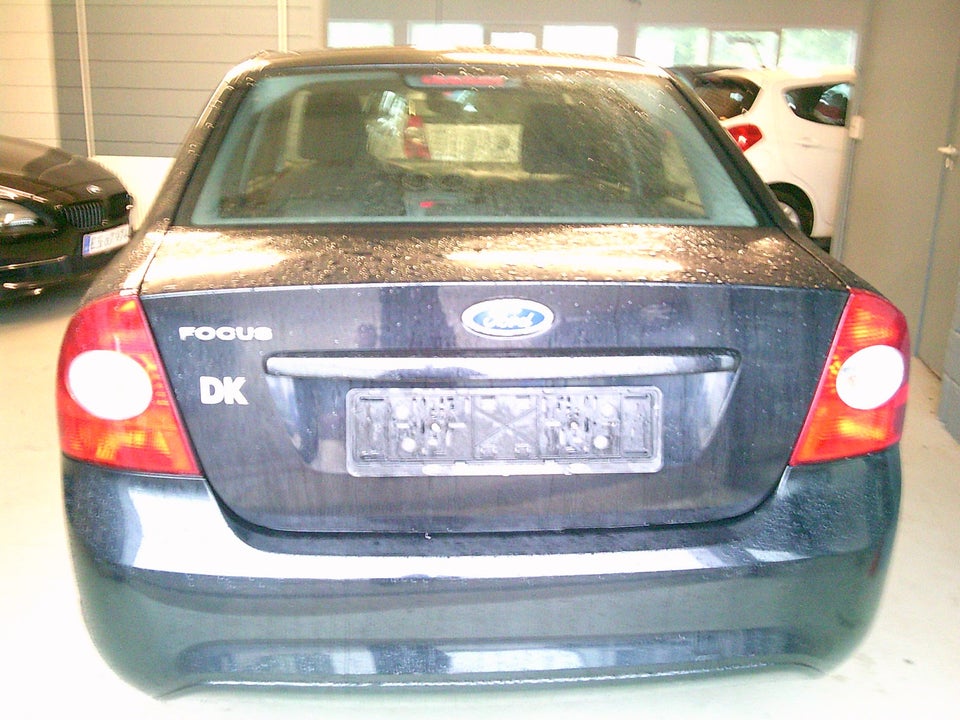 Ford Focus 1,6 Ghia Collection 4d