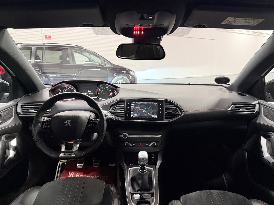 Peugeot 308 1,6 e-THP 205 GT 5d