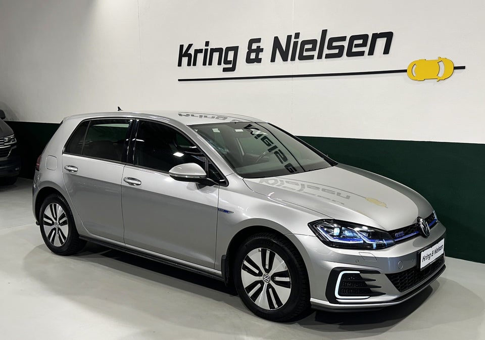 VW Golf VII 1,4 GTE DSG 5d