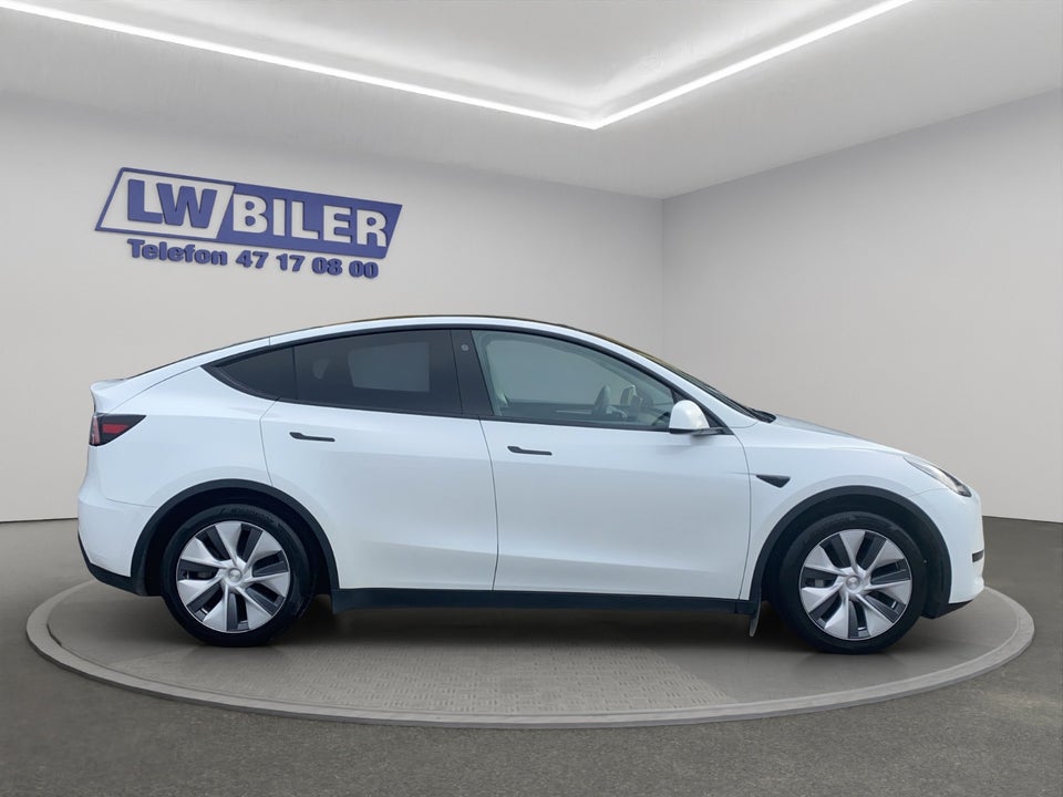 Tesla Model Y RWD 5d
