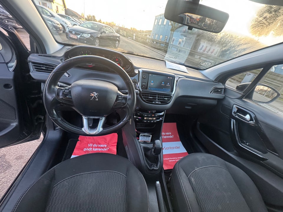 Peugeot 208 1,6 BlueHDi 100 Envy Sky 5d