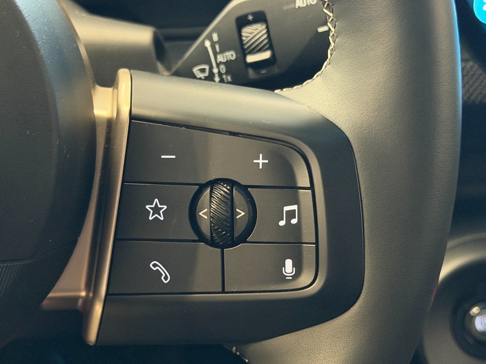 MINI Aceman SE Favoured Trim M 5d