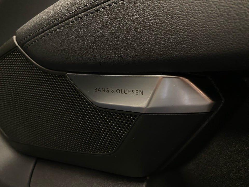 Audi e-tron GT quattro 4d