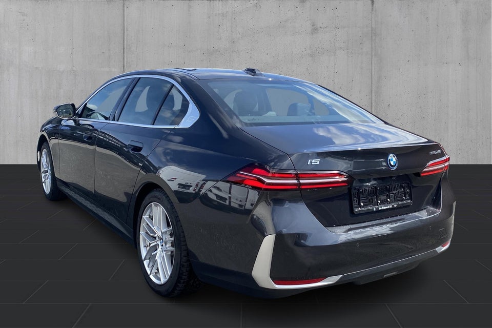 BMW i5 eDrive40 Sport Line 4d