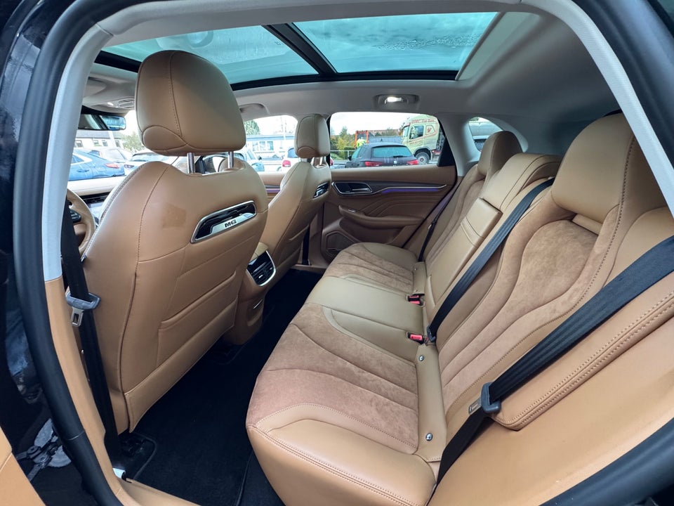 MG Marvel R Performance 5d