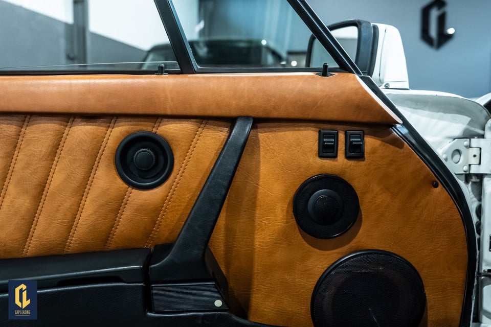 Porsche 911 3,2 S/C Targa 2d