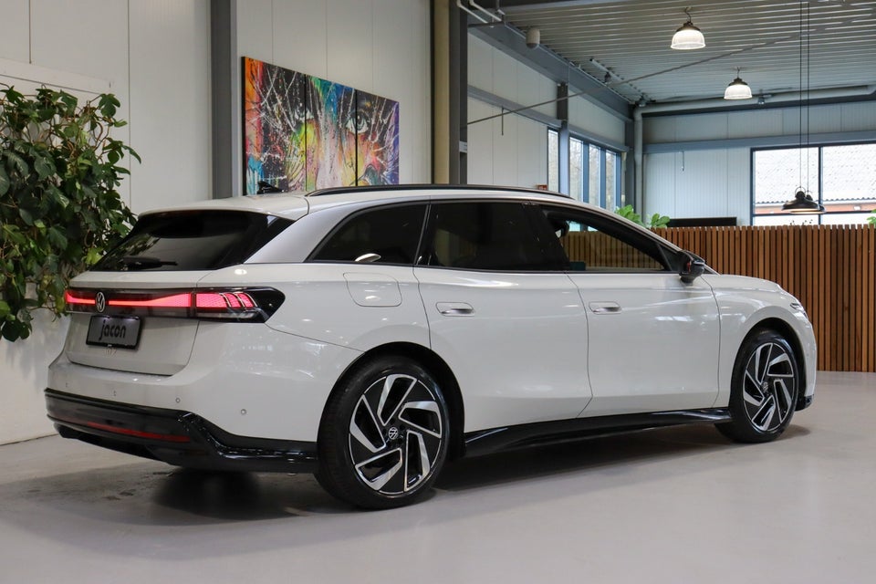 VW ID.7 77 Style Tourer 5d