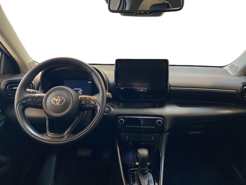 Toyota Yaris 1,5 Hybrid Style Technology e-CVT 5d