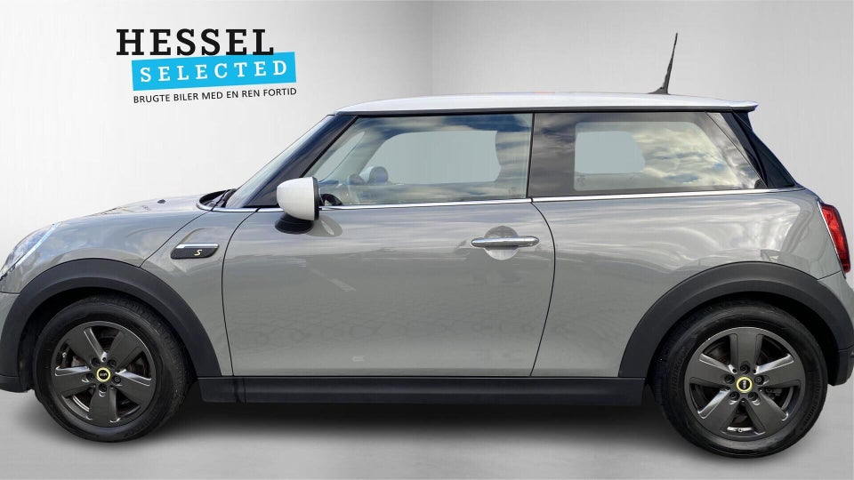 MINI Cooper SE Essential 3d