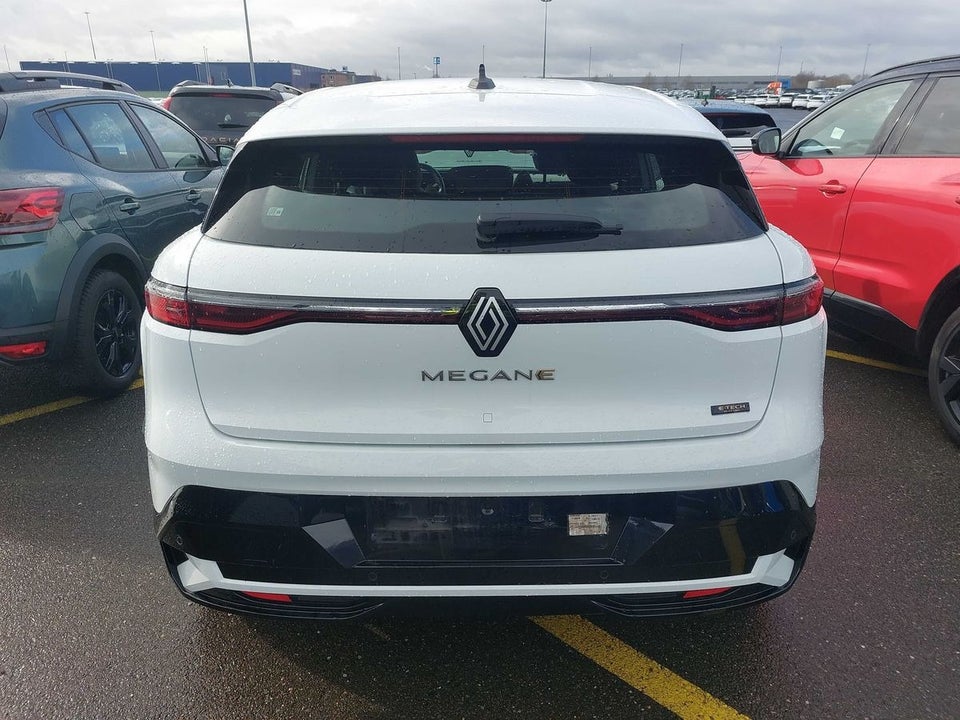Renault Megane E-Tech 40 Equilibre 5d