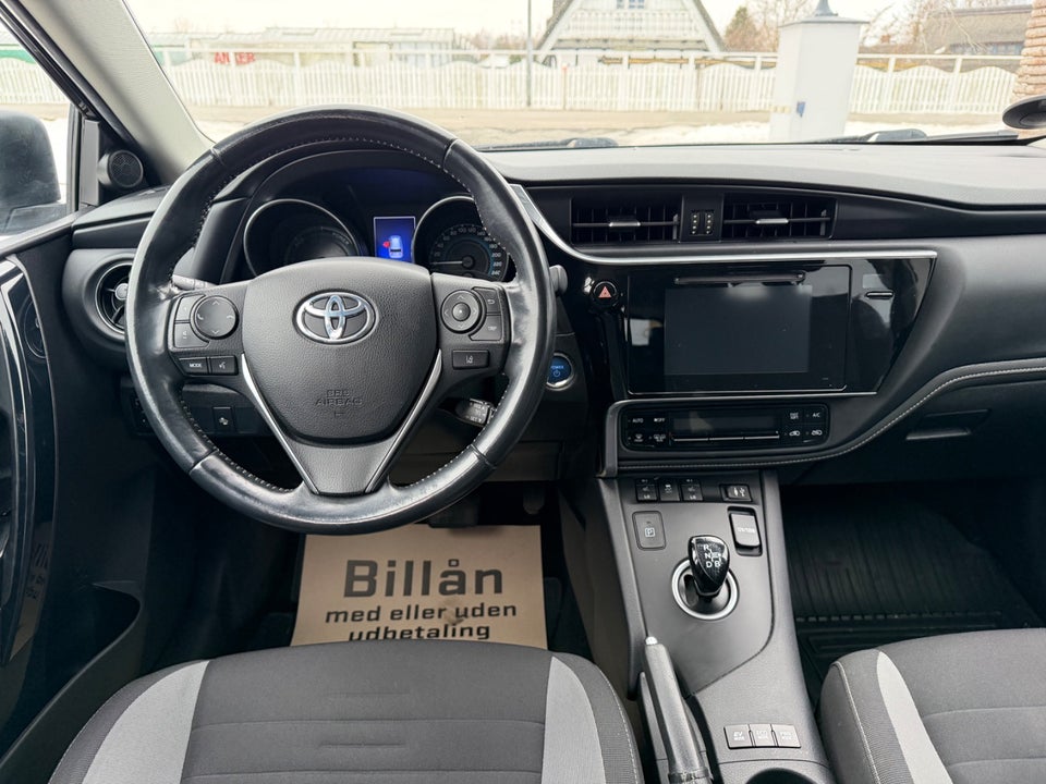 Toyota Auris 1,8 Hybrid H2 Comfort Touring Sports CVT 5d