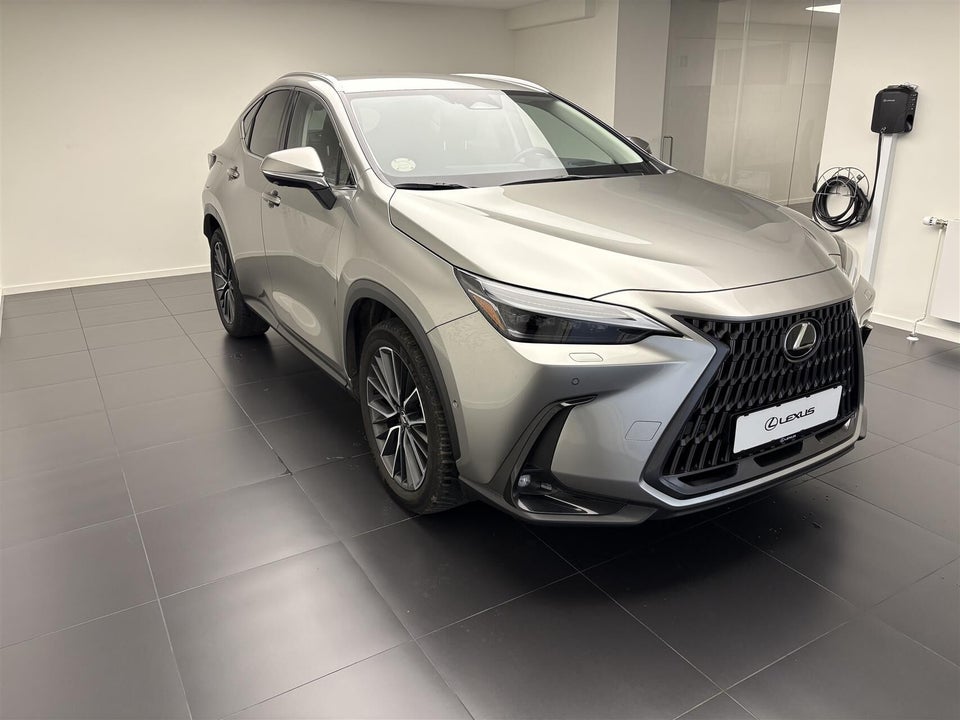 Lexus NX450h+ 2,5 Luxury aut. AWD 5d