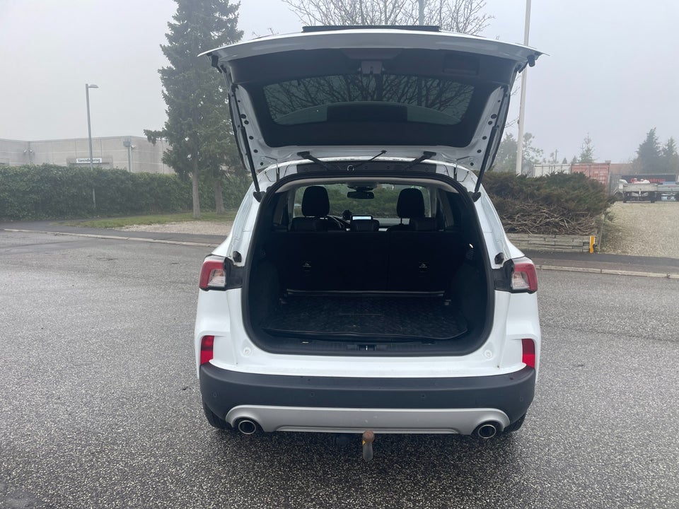 Ford Kuga 2,5 PHEV Titanium X CVT 5d