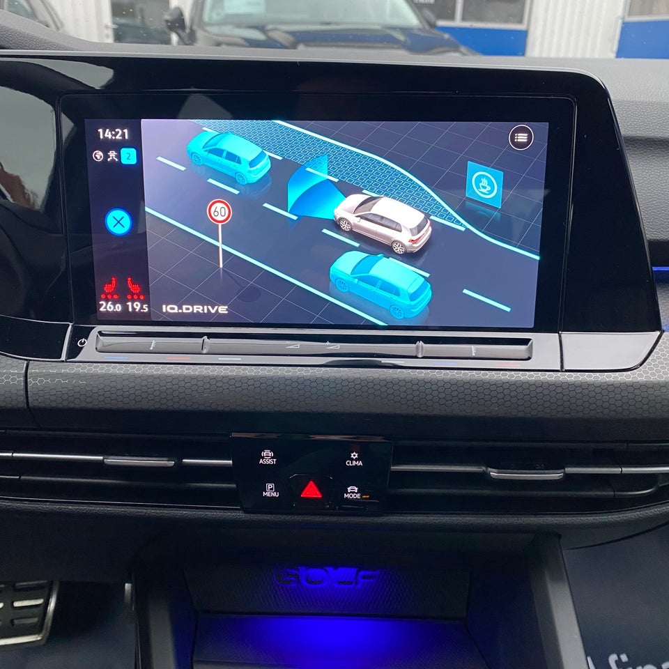 VW Golf VIII 1,4 GTE DSG 5d