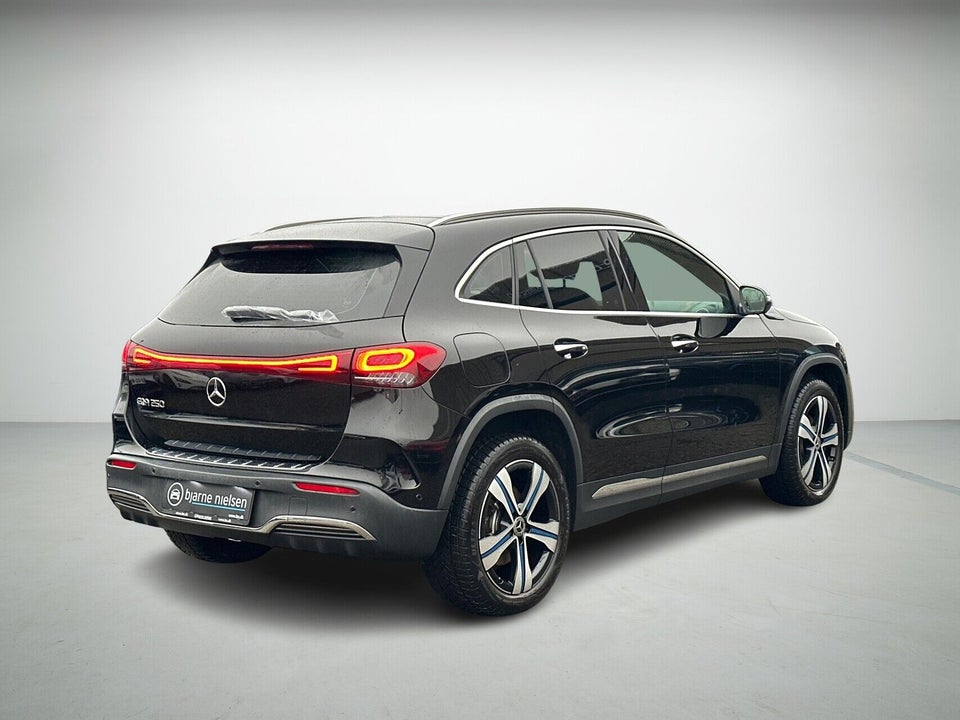 Mercedes EQA250 AMG Line 5d