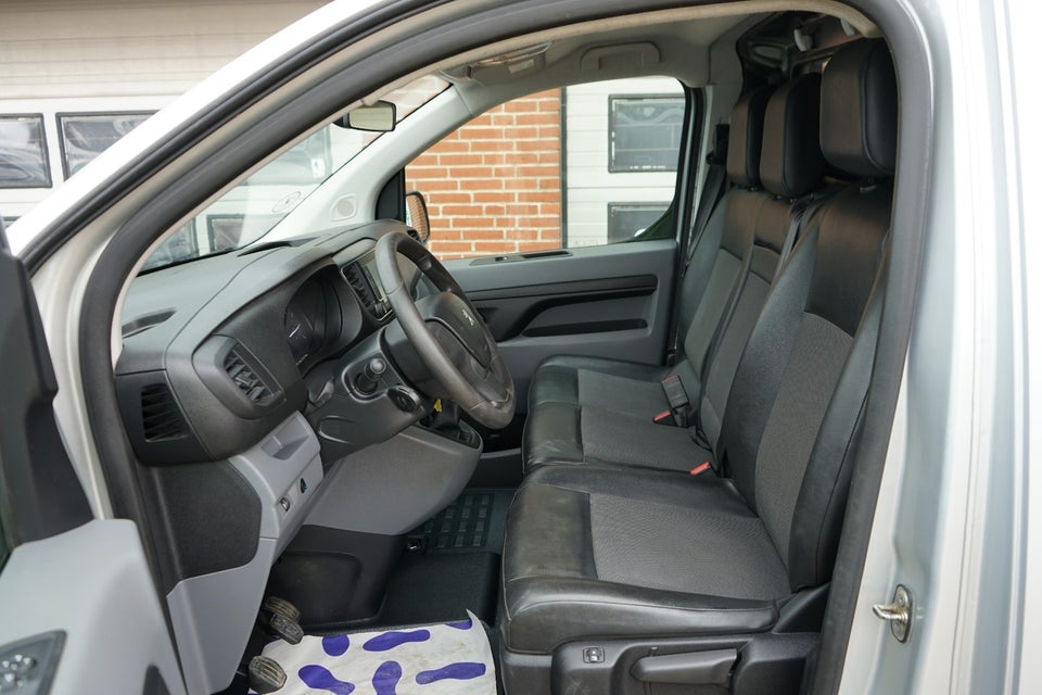 Peugeot Expert 2,0 BlueHDi 120 L3 Plus Van