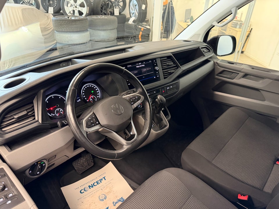 VW Transporter 2,0 TDi 150 Kassevogn DSG lang