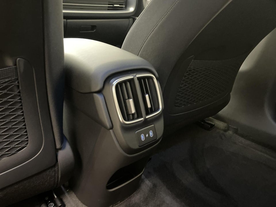 Hyundai Ioniq 6 53 Essential 4d