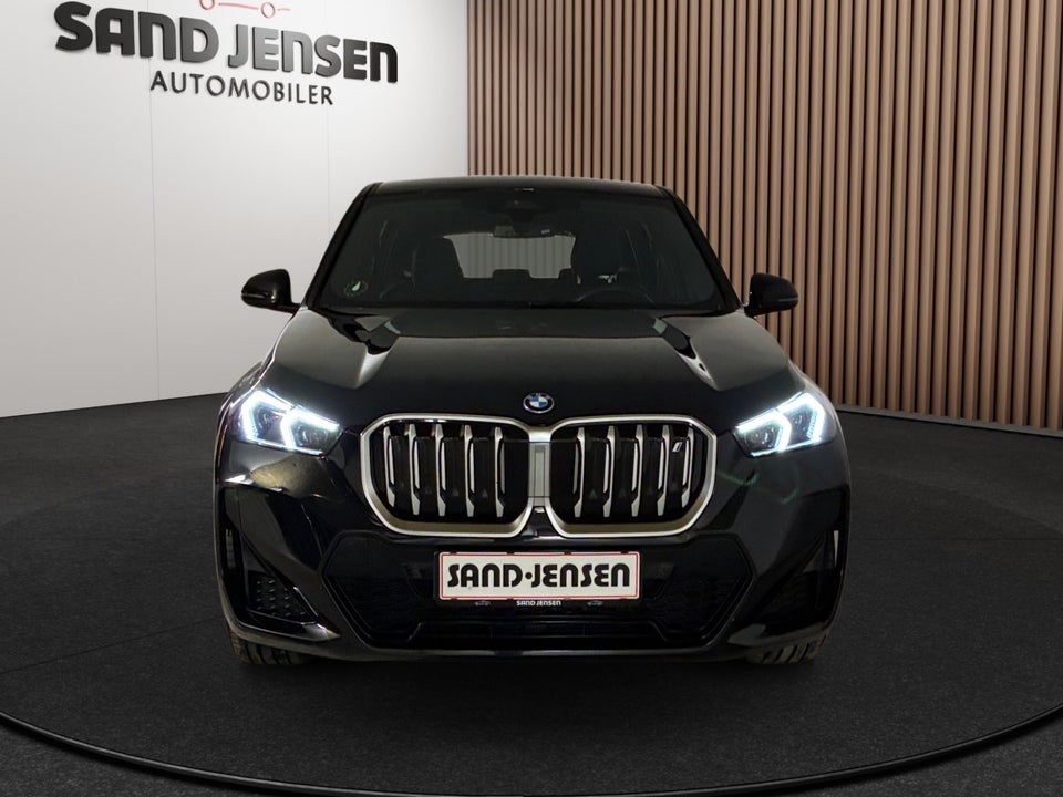 BMW iX1 xDrive30 M-Sport Premium 5d