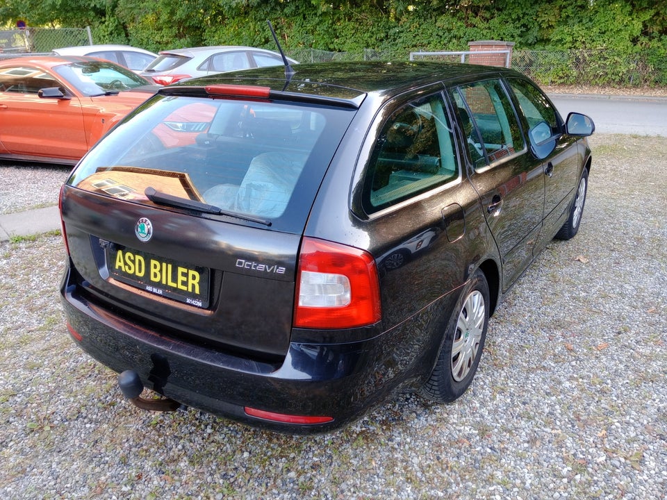 Skoda Octavia 1,2 TSi 105 Ambiente Combi DSG 5d