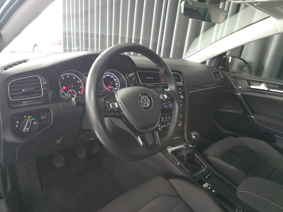 VW Golf VII 1,4 TSi 150 Highline 5d