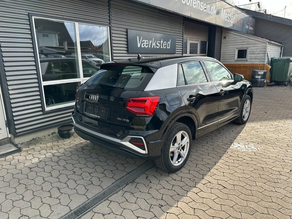 Audi Q2 35 TFSi S-line S-tr. 5d