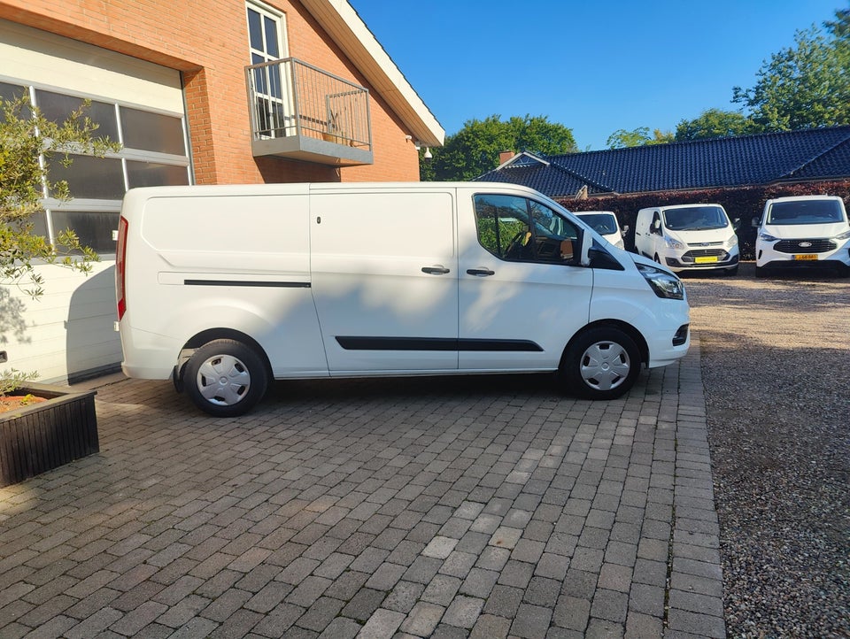 Ford Transit Custom 320L 2,0 TDCi 130 Trend