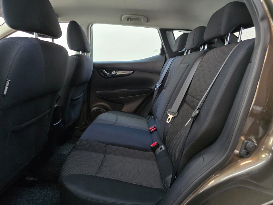 Nissan Qashqai 1,2 Dig-T 115 Acenta 5d