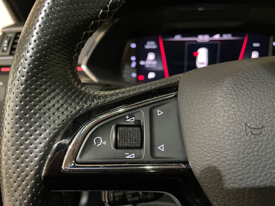 Skoda Superb 2,0 TDi 190 Sportline Combi DSG 5d