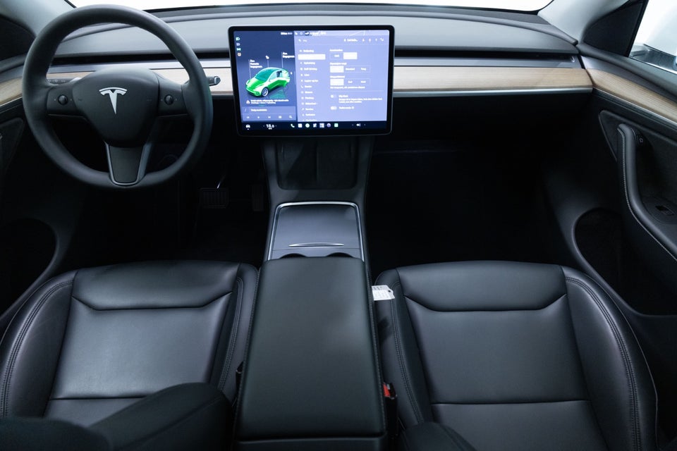 Tesla Model Y RWD 5d