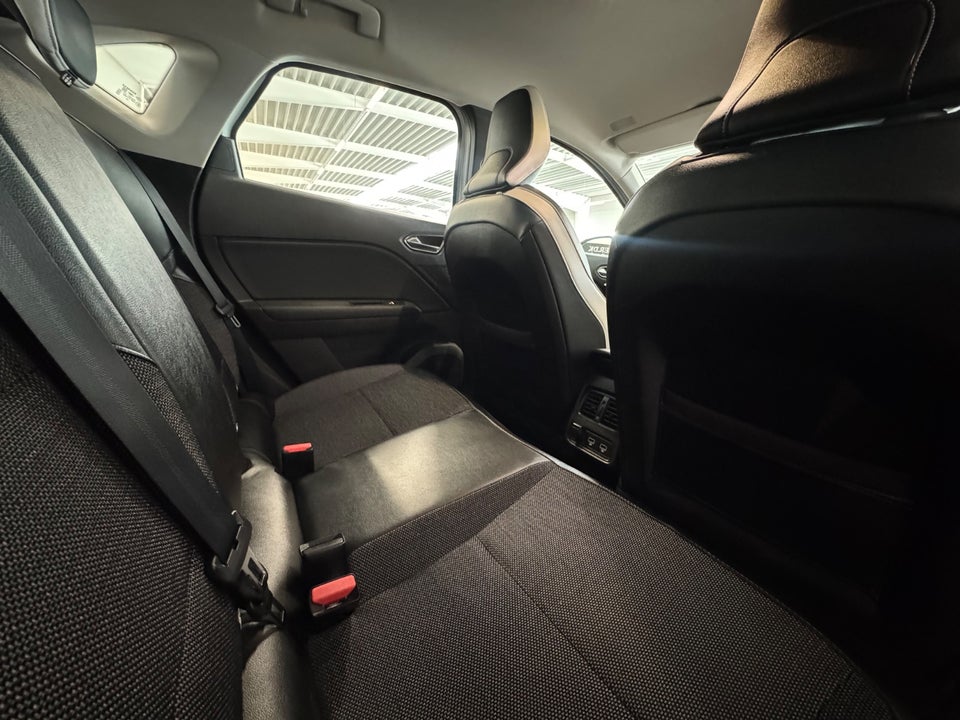 Renault Captur 1,0 TCe 100 Intens 5d
