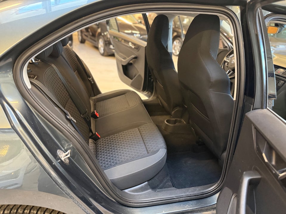 Skoda Rapid 1,4 TSi 125 Ambition Spaceback DSG 5d