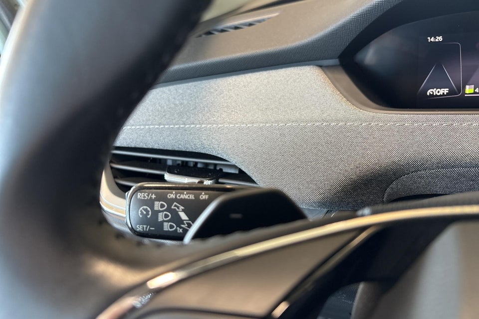 Skoda Enyaq 60 iV Loft 5d