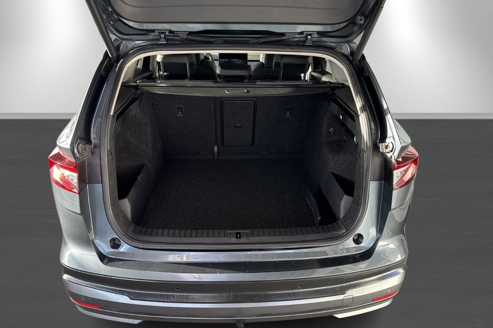 Skoda Enyaq 60 iV Plus 5d