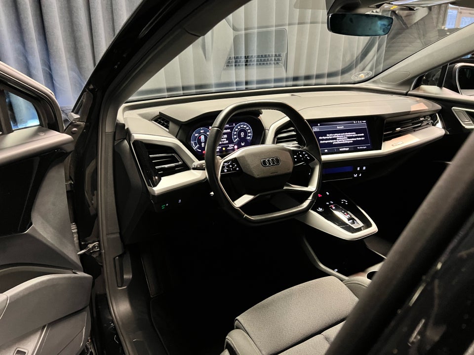 Audi Q4 e-tron 40 Proline 5d