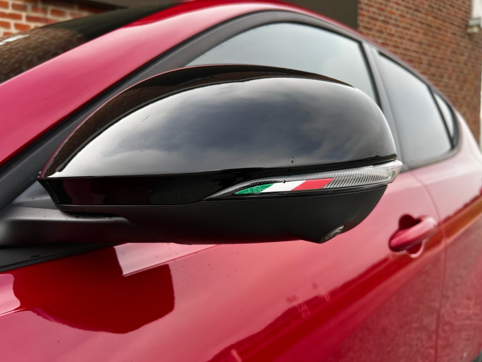 Alfa Romeo Tonale 1,3 PHEV Speciale aut. Q4 5d