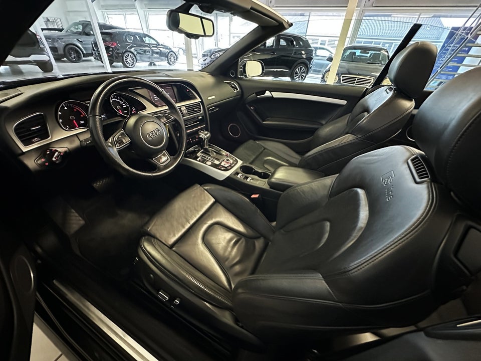 Audi A5 3,0 TDi 245 S-line Cabriolet quattro S-tr. 2d