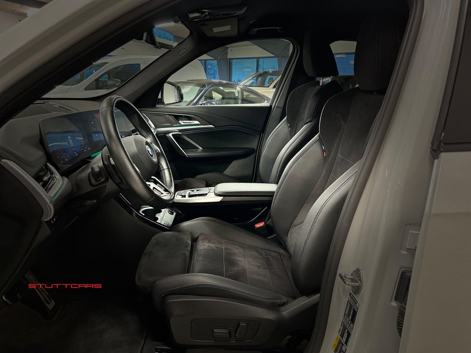 BMW iX1 eDrive20 Fully Charged M-Sport 5d